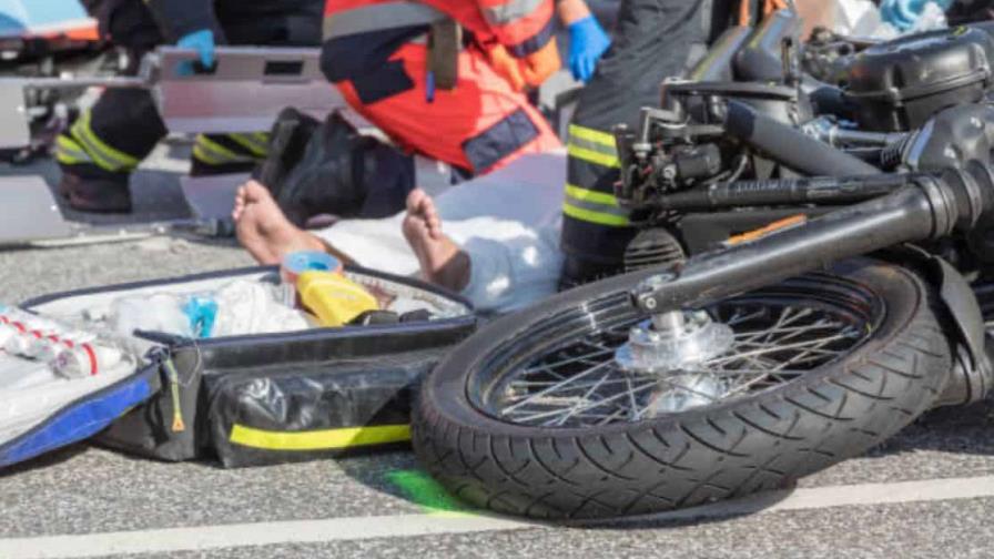 Mueren padre e hijo en accidente de tránsito en San Pedro de Macorís