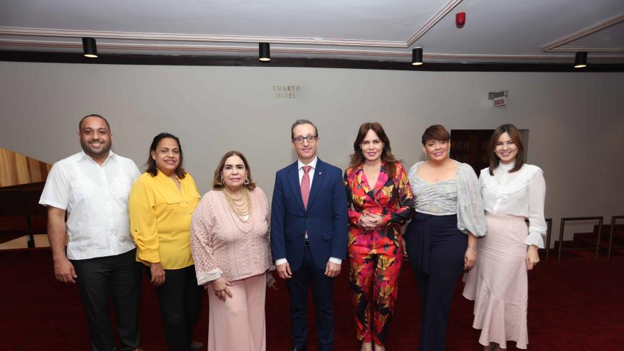 Asociación de Cronistas Sociales recibió charla del Banco Popular sobre economía naranja