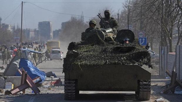 Rusia lanza ultimátum a fuerzas ucranianas para que abandonen Mariúpol mañana