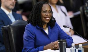 Senado de EEUU aborda postulación de la primera mujer negra a la Corte Suprema Senado de EEUU aborda postulación de la primera mujer negra a la Corte Suprema