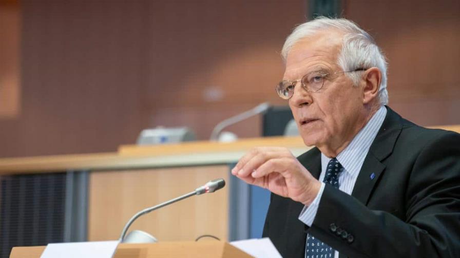La Unión Europea aprueba otros 500 millones más en material militar para Ucrania