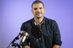 Elliott Martínez: “Quiero rescatar el amor por la poesía en nuestro país” Elliott Martínez: “Quiero rescatar el amor por la poesía en nuestro país”