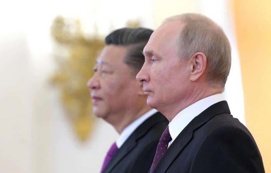 Putin transmite condolencias a Xi Jinping por catástrofe aérea sur de China