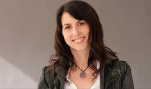 MacKenzie Scott, exesposa de Jeff Bezos, dona US$436 millones a ONG para construir viviendas