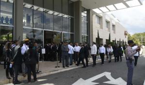 Personalidades acuden al velatorio de doña Rosa Gómez de Mejía