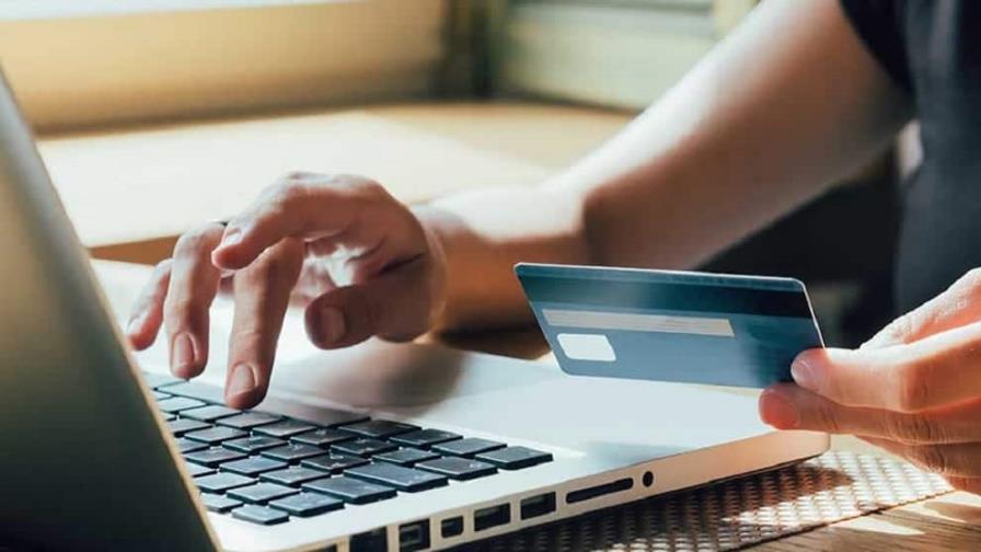 Apresan hombre acusado de estafa a través de Instagram y WhatsApp Apresan hombre acusado de estafa a través de Instagram y WhatsApp