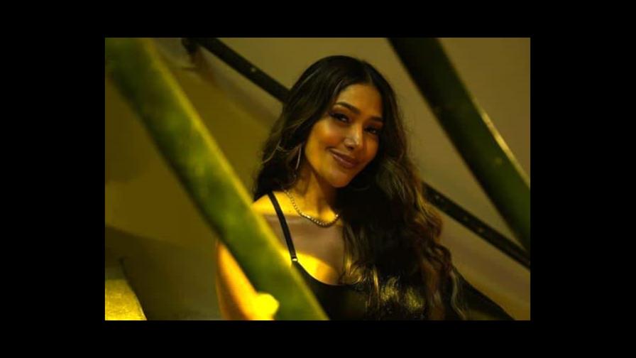 La colombiana Farina sueña grabar con Nicki Minaj y le entristece la guerra