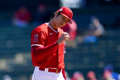 Frenesí de agencia libre en la MLB se enfría; Shohei Ohtani lanzó bien