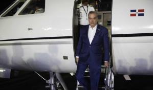 Abinader regresa al país de Costa Rica y acude a casa de Hipólito Mejía