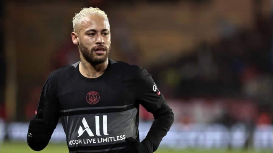 Neymar gana más que Lionel Messi en el París Saint-Germain