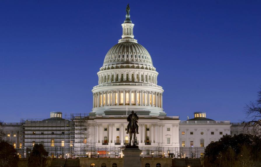 Capitolio de EEUU reabrirá para recorridos con públicos limitados después de dos años