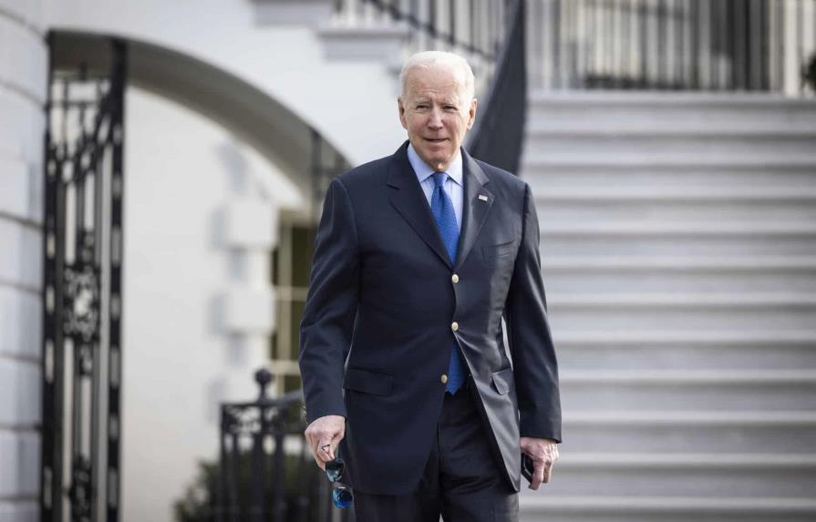 Biden dice que hay una “amenaza real” de que Rusia use armas químicas en Ucrania