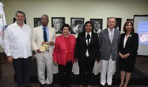 Mescyt pone a circular obra sobre Pedro Henr&iacute;quez Ure&ntilde;a del autor Odalis G. P&eacute;rez