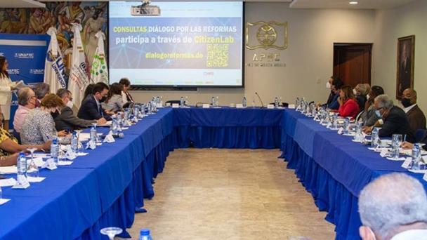Poder Ejecutivo no ha presentado propuesta de reforma al sector salud en la mesa del CES