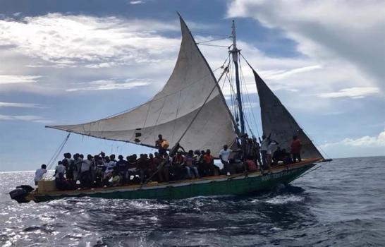 Autoridades de Bahamas detienen a 56 migrantes haitianos