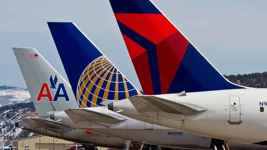 Aerolíneas EEUU piden a Biden quitar requisito de vacuna y prueba COVID a los pasajeros Aerolíneas EEUU piden a Biden quitar requisito de vacuna y prueba COVID a los pasajeros