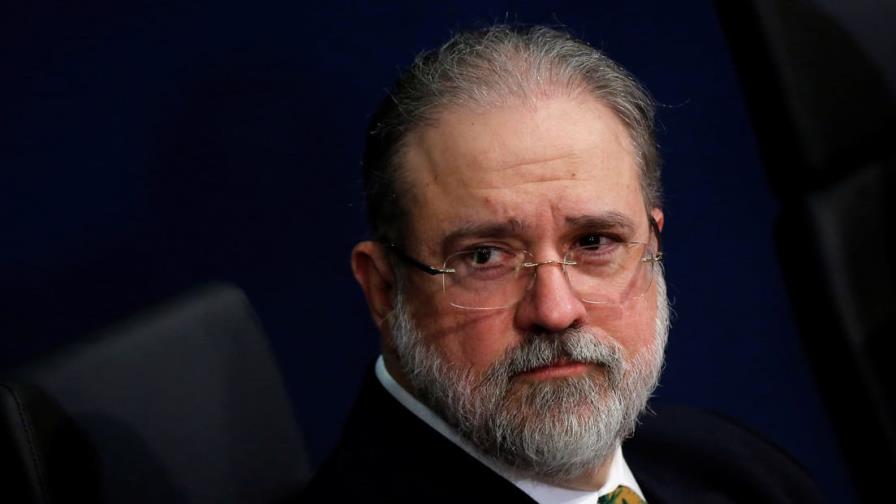 La Fiscalía de Brasil pide investigar a ministro de Educación por beneficiar a evangélicos La Fiscalía de Brasil pide investigar a ministro de Educación por beneficiar a evangélicos