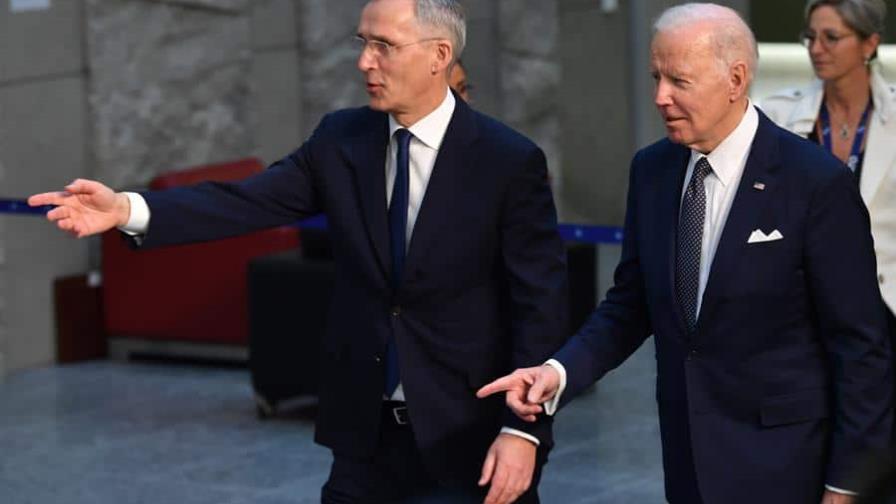 EE.UU. se compromete a acoger a hasta 100,000 refugiados ucranianos