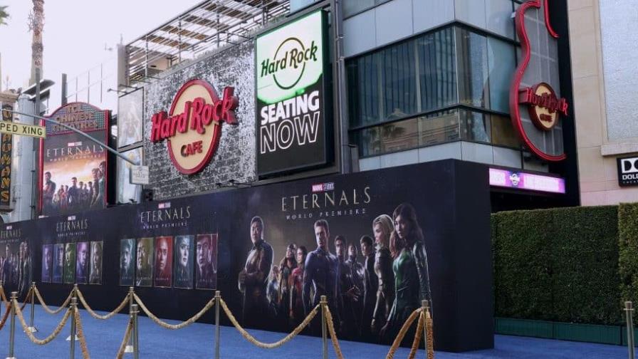 Latinos y otras minorías mantuvieron a flote los cines durante la pandemia Latinos y otras minorías mantuvieron a flote los cines durante la pandemia