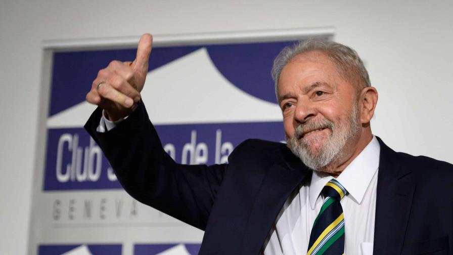 Lula mantiene ventaja para elecciones y Bolsonaro gana impulso, según sondeo