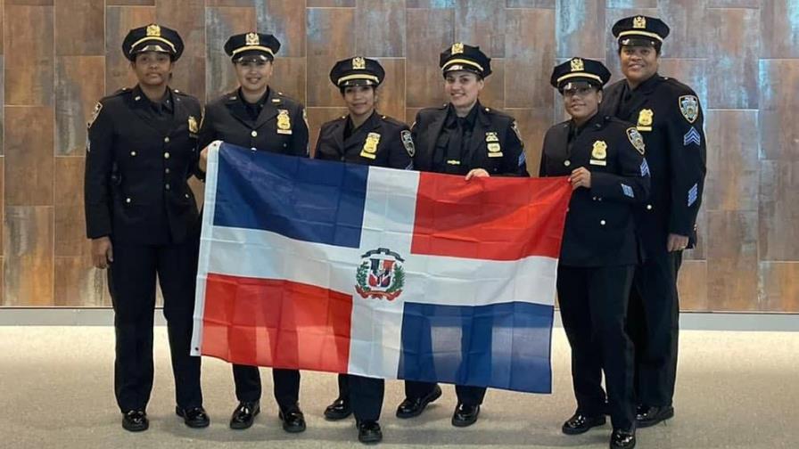 Nueva York quiere que el 30 % de sus policías sean mujeres Nueva York quiere que el 30 % de sus policías sean mujeres