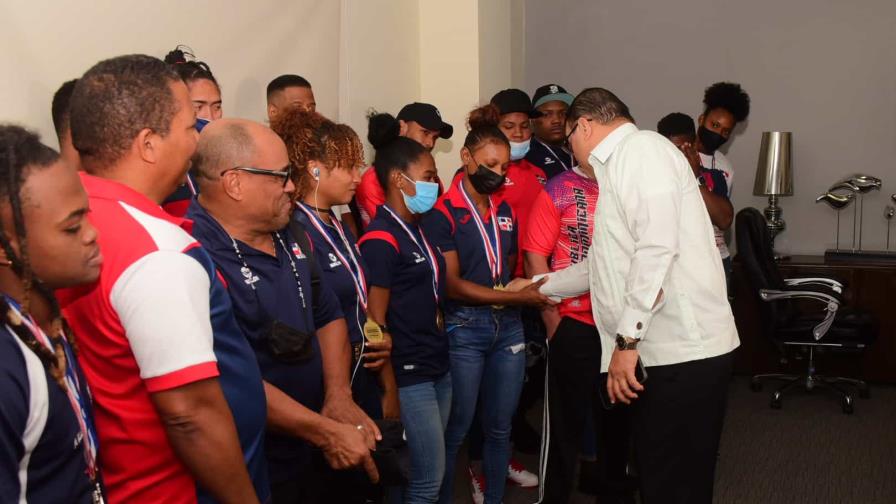 Selección dominicana de pesas: sin receso hasta el mes de diciembre Selección dominicana de pesas: sin receso hasta el mes de diciembre