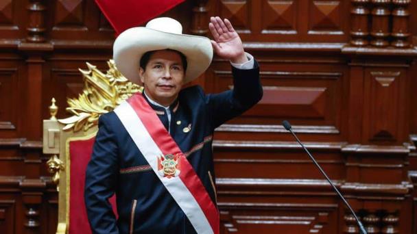 Perú: Policía experto lidera búsqueda de círculo de Castillo