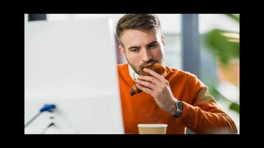 Estos hábitos hacen que tengas hambre todo el tiempo