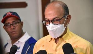 Aguas cloacales afectan varios sectores de Santiago