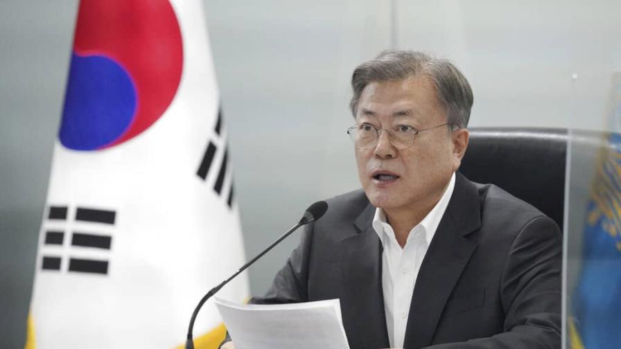 Norcorea prueba misil de largo alcance e incrementa presión