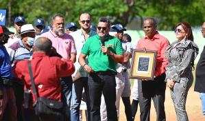 Inauguran Torneo de Béisbol AA del Distrito Nacional