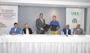 UCE y clínica Les Eaux Claires de Guadalupe firman acuerdo