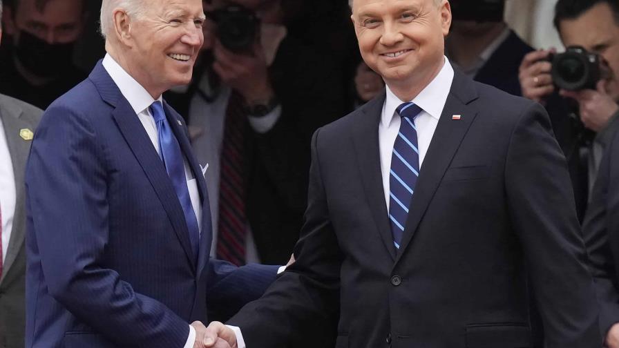 Biden dice que Putin no puede seguir en el poder