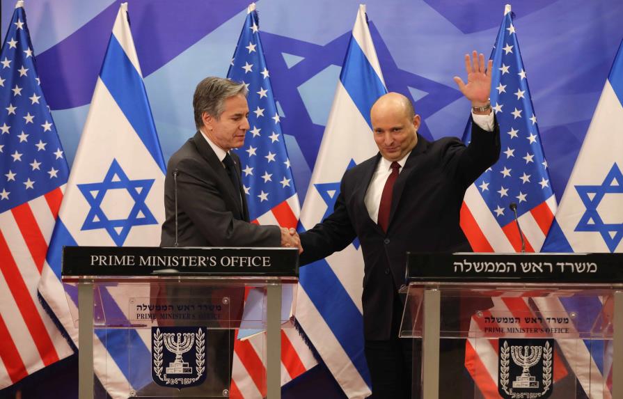 EEUU e Israel están comprometidos en impedir que Irán tenga bomba atómica dice Blinken
