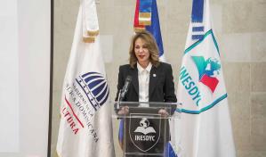 Ministerio de Cultura rinde homenaje a protagonistas del teatro en su d&iacute;a