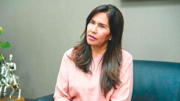 Maritza Hernández: Gobierno acalla sindicalismo con dádivas disfrazadas de pensiones