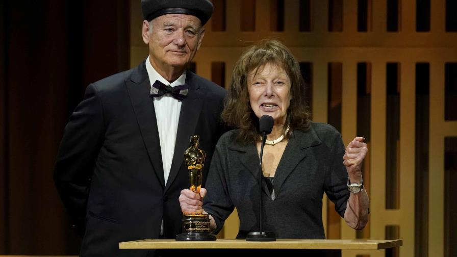 Los Oscar celebran a May, Jackson, Ullmann y Glover