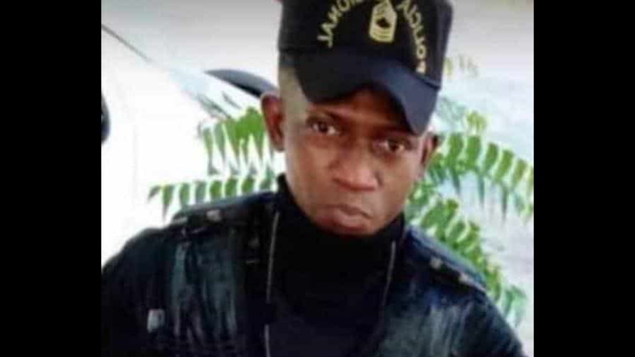 Policía apresa a tres por homicidio de sargento mayor en Los Mina Policía apresa a tres por homicidio de sargento mayor en Los Mina