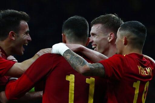 España vuelve a Barcelona y derrota a Albania