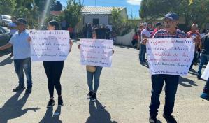 Protestan por mal estado de calles en el Distrito Tavera de La Vega