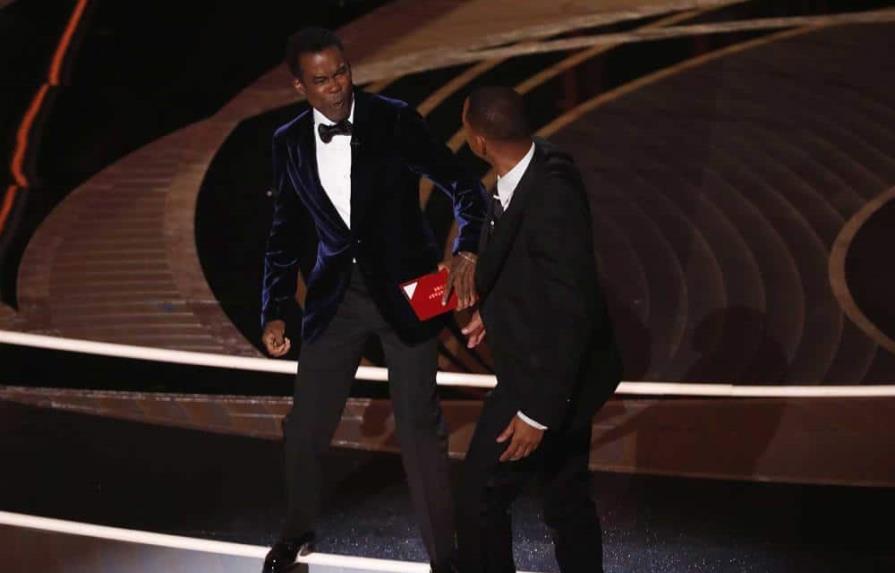Chris Rock no ha presentado cargos contra Smith tras altercado en los Óscar