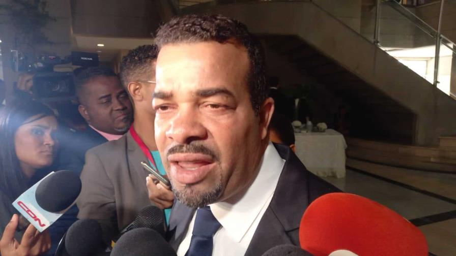 Fiscal Milcíades Guzmán defiende investigación del caso David Ortiz Fiscal Milcíades Guzmán defiende investigación del caso David Ortiz