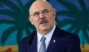 El ministro de Educación de Brasil renuncia tras escándalo con evangélicos