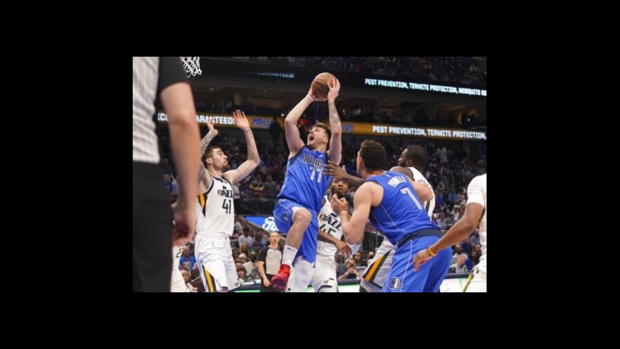 Mavericks vencen 114-100 a Jazz: Doncic termina con 32 puntos Mavericks vencen 114-100 a Jazz: Doncic termina con 32 puntos