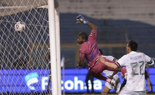 México sufre para vencer a Honduras, pero pone pie en Qatar