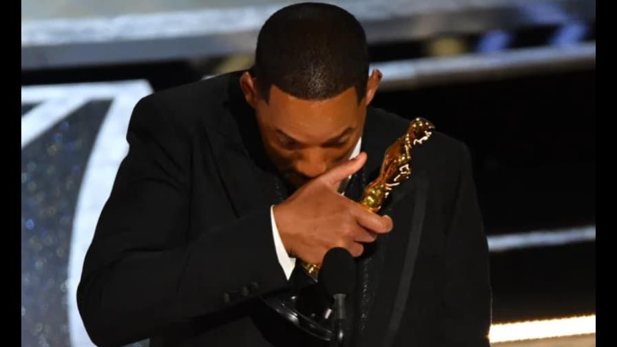 Will Smith se disculpa con Chris Rock y condena la violencia: Estoy avergonzado