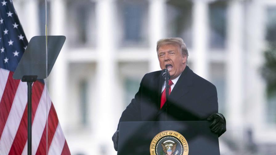 Horas de llamadas de Trump omitidas en registros de Casa Blanca de 6 de enero Horas de llamadas de Trump omitidas en registros de Casa Blanca de 6 de enero
