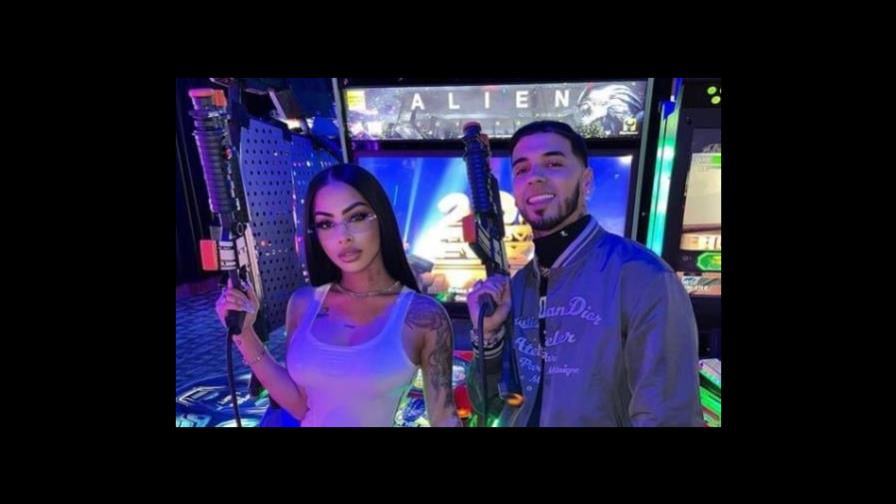 Anuel dice estar dispuesto a hacer lo mismo que Will Smith si ofenden a Yailin Anuel dice estar dispuesto a hacer lo mismo que Will Smith si ofenden a Yailin