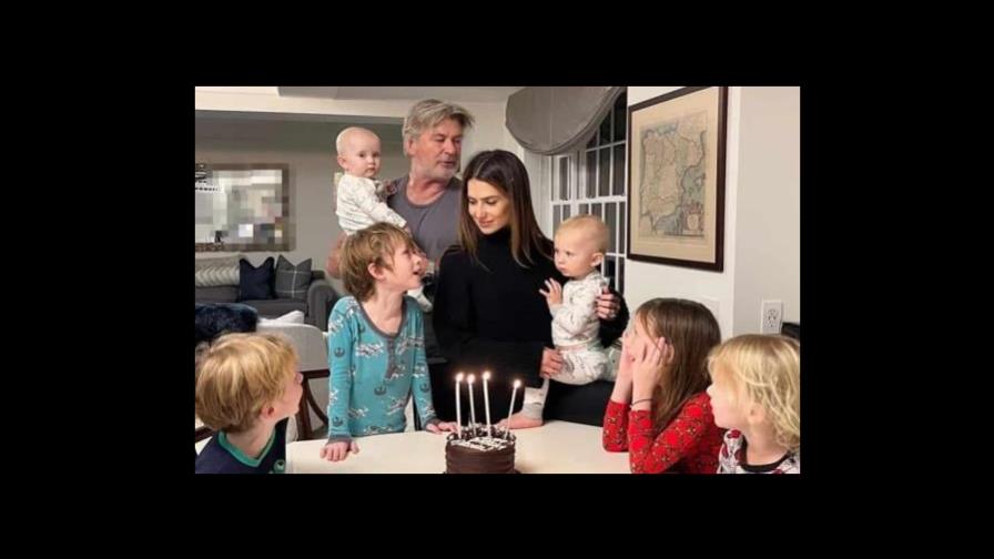 ¡Alec Baldwin y su esposa esperan a su séptimo hijo! ¡Alec Baldwin y su esposa esperan a su séptimo hijo!