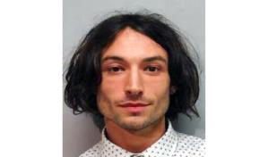 El actor Ezra Miller es arrestado en Hawái